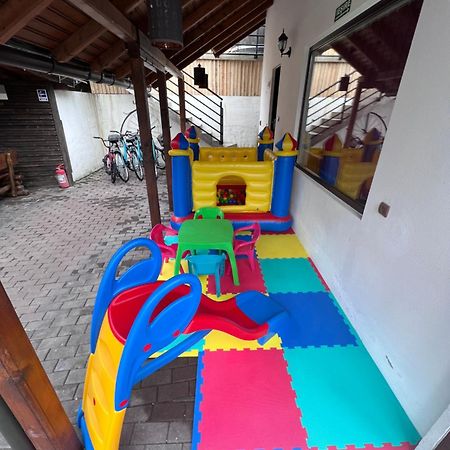 Hotel Vila Swe Sar Curtea de Argeş Zewnętrze zdjęcie