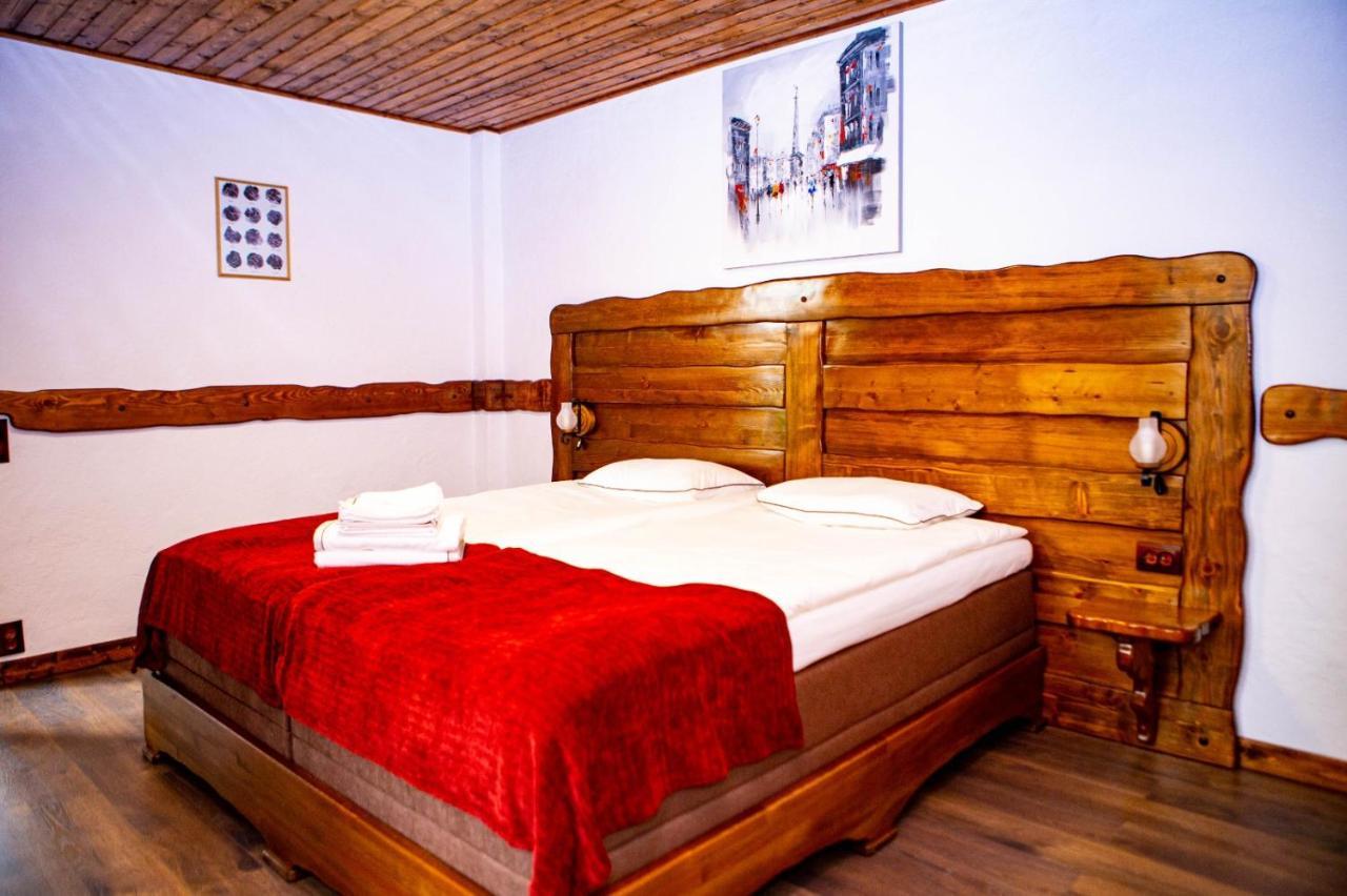 Hotel Vila Swe Sar Curtea de Argeş Zewnętrze zdjęcie